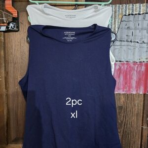 Adrienne Vittadini Blue and White Sleeveless Tops XL